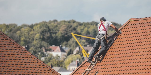 Sturmschäden Recht und Normen