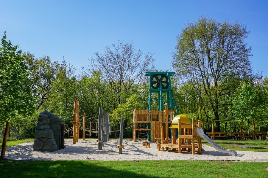 SIK-Holz Spielplatzbau
