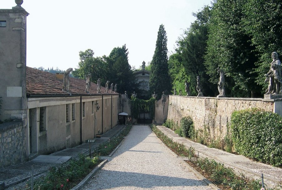 Italien Historische Parks und Gärten