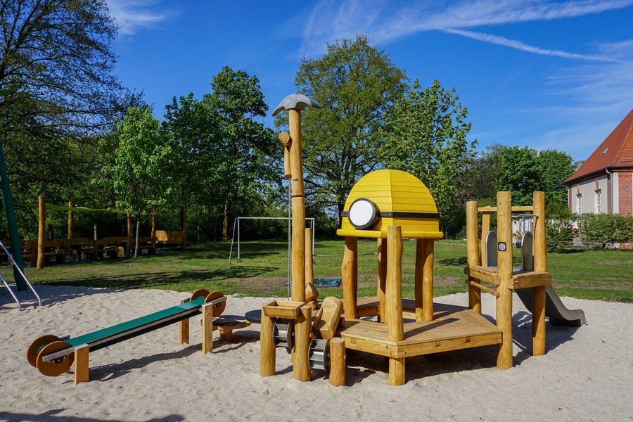 SIK-Holz Spielplatzbau